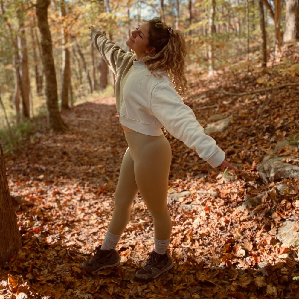 Meet your Posher, Alexis